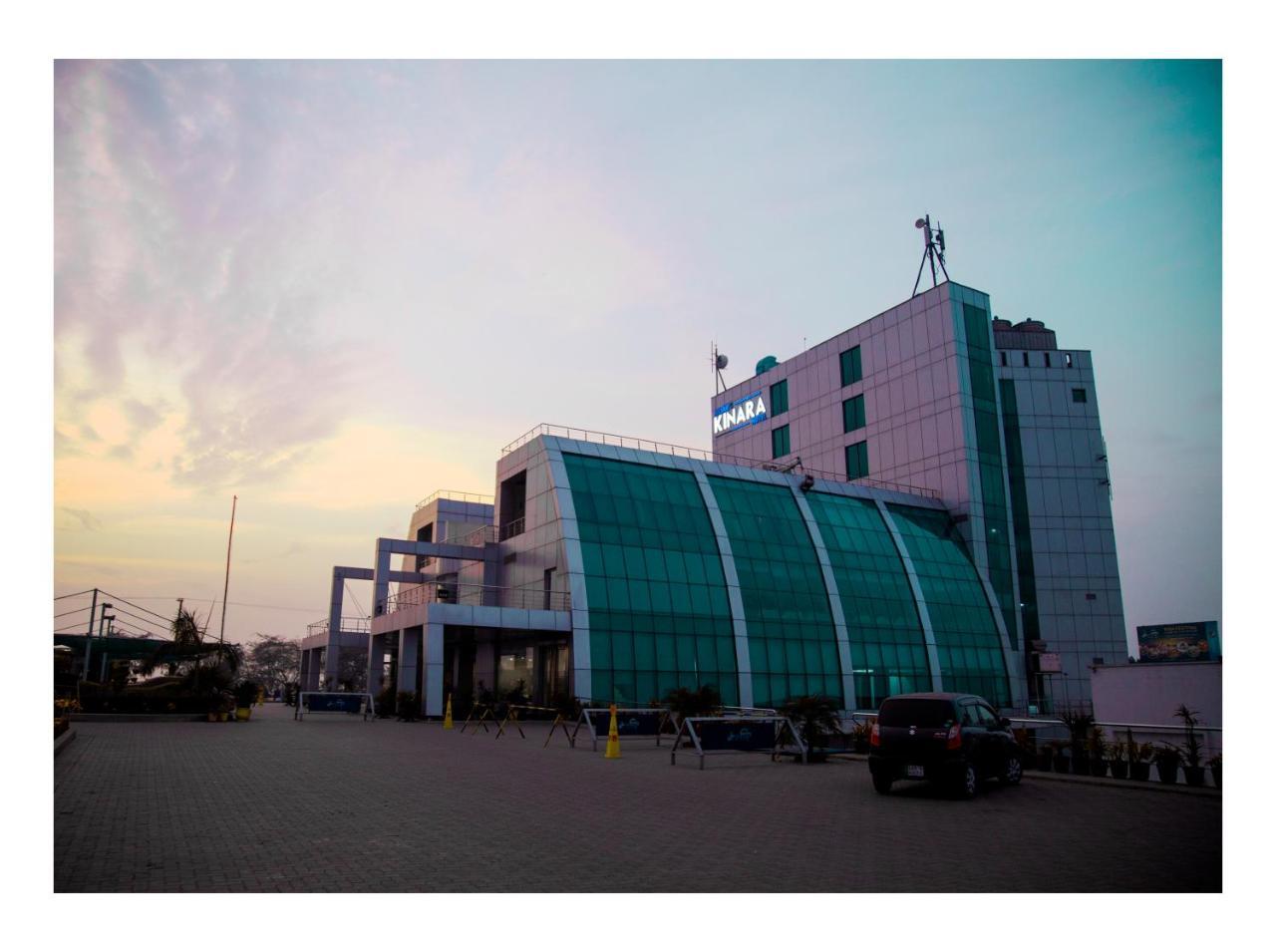 Hotel Akbars Kinara Gujrat Ngoại thất bức ảnh