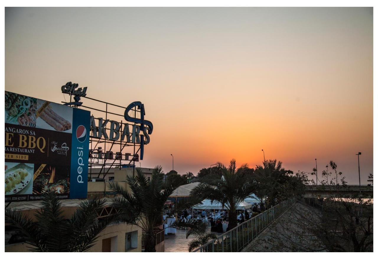 Hotel Akbars Kinara Gujrat Ngoại thất bức ảnh